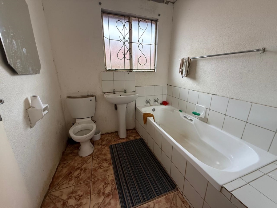 4 Bedroom Property for Sale in Tlhabane West North West